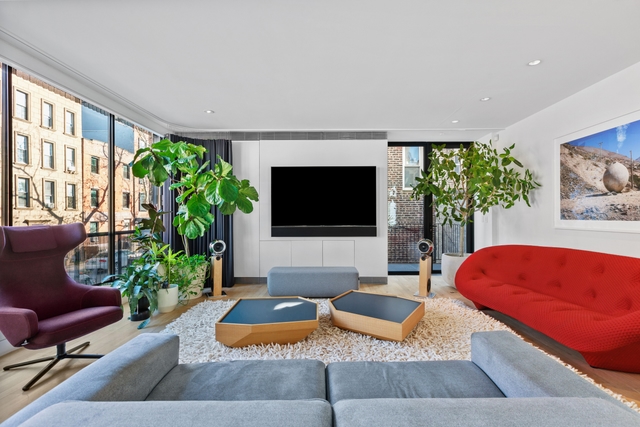 Image of Living space #2