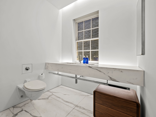 Image of Living space #6