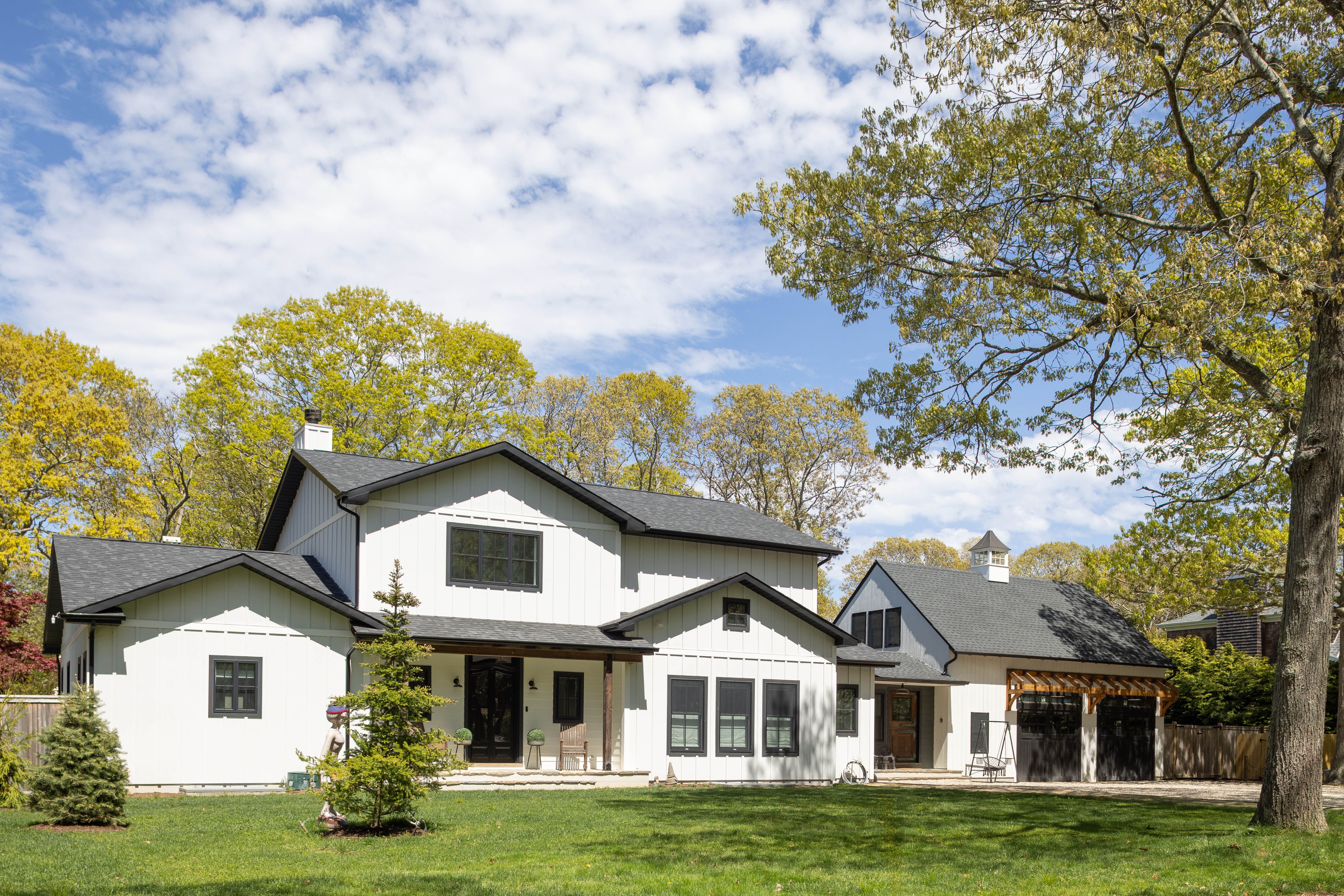 Clearwater House | East Hampton Springs | Stylish Home with Pool & Gym main photo