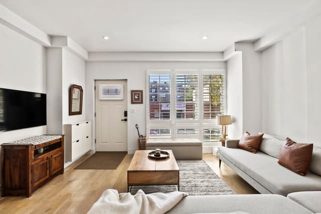 Image of Living space #3