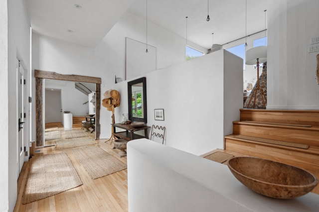 Image of Living space #12