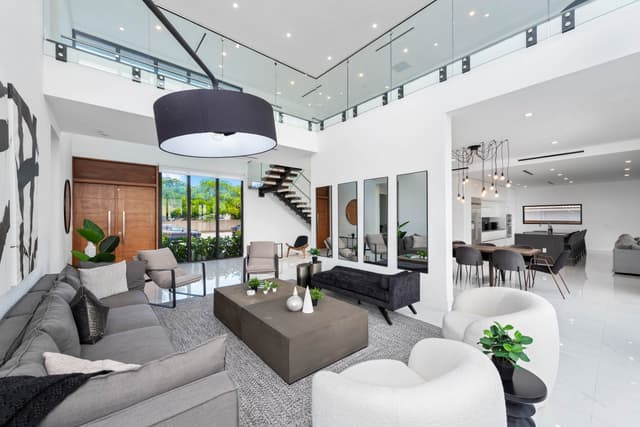 Image of Living space #2