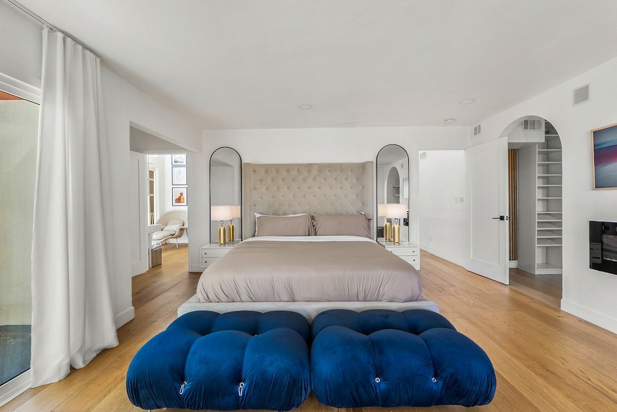 Casa Noire | Baldwin Hills | Luxe Hillside Villa with Hot Tub photo 4