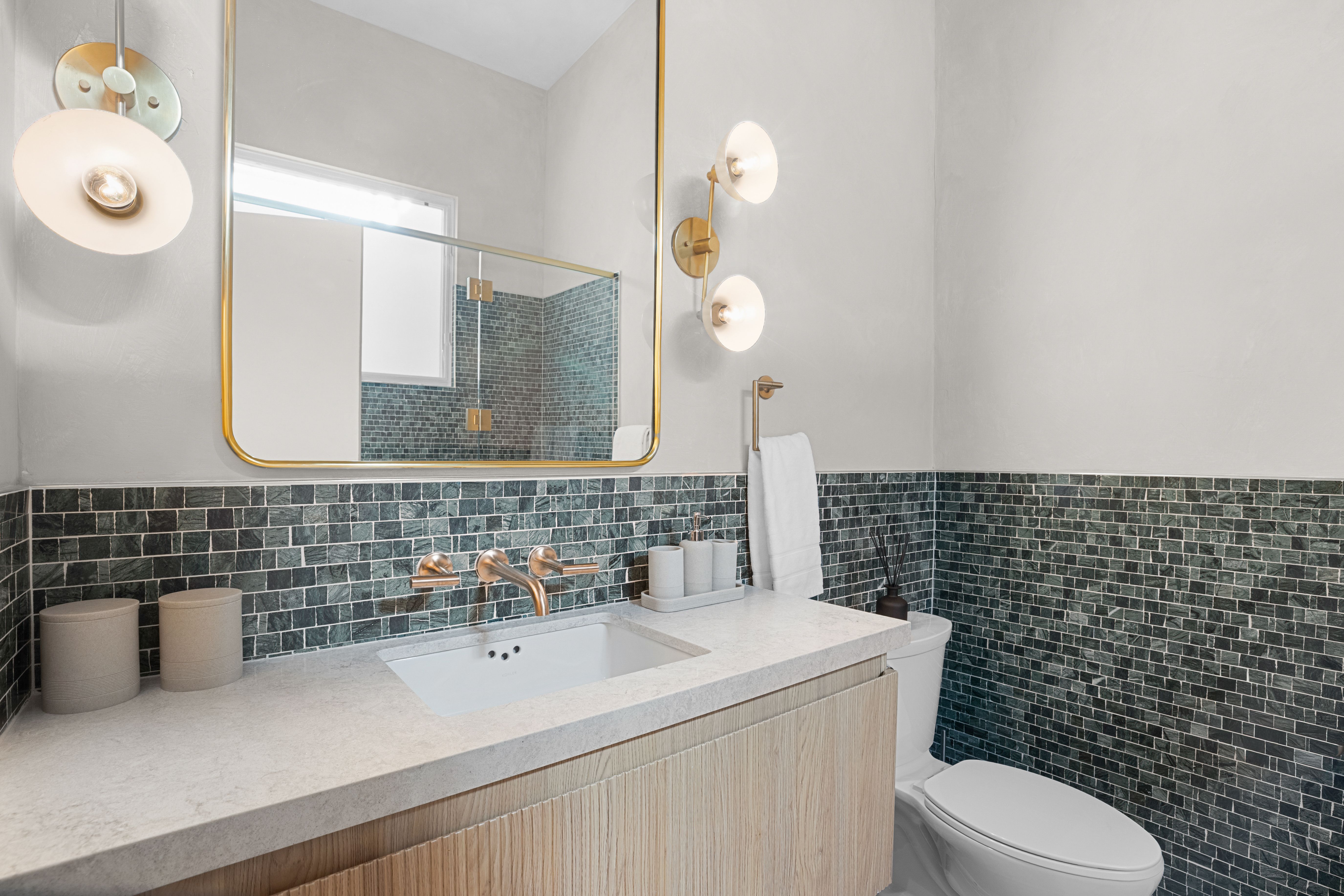 Timber Crest | Aspen | Designer Home with Sauna & Office photo 15