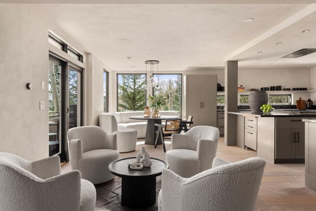 Image of Living space #5