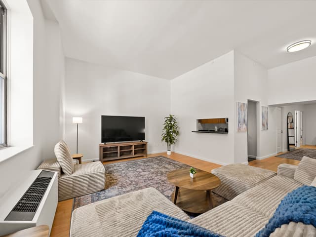 Image of Living space #2