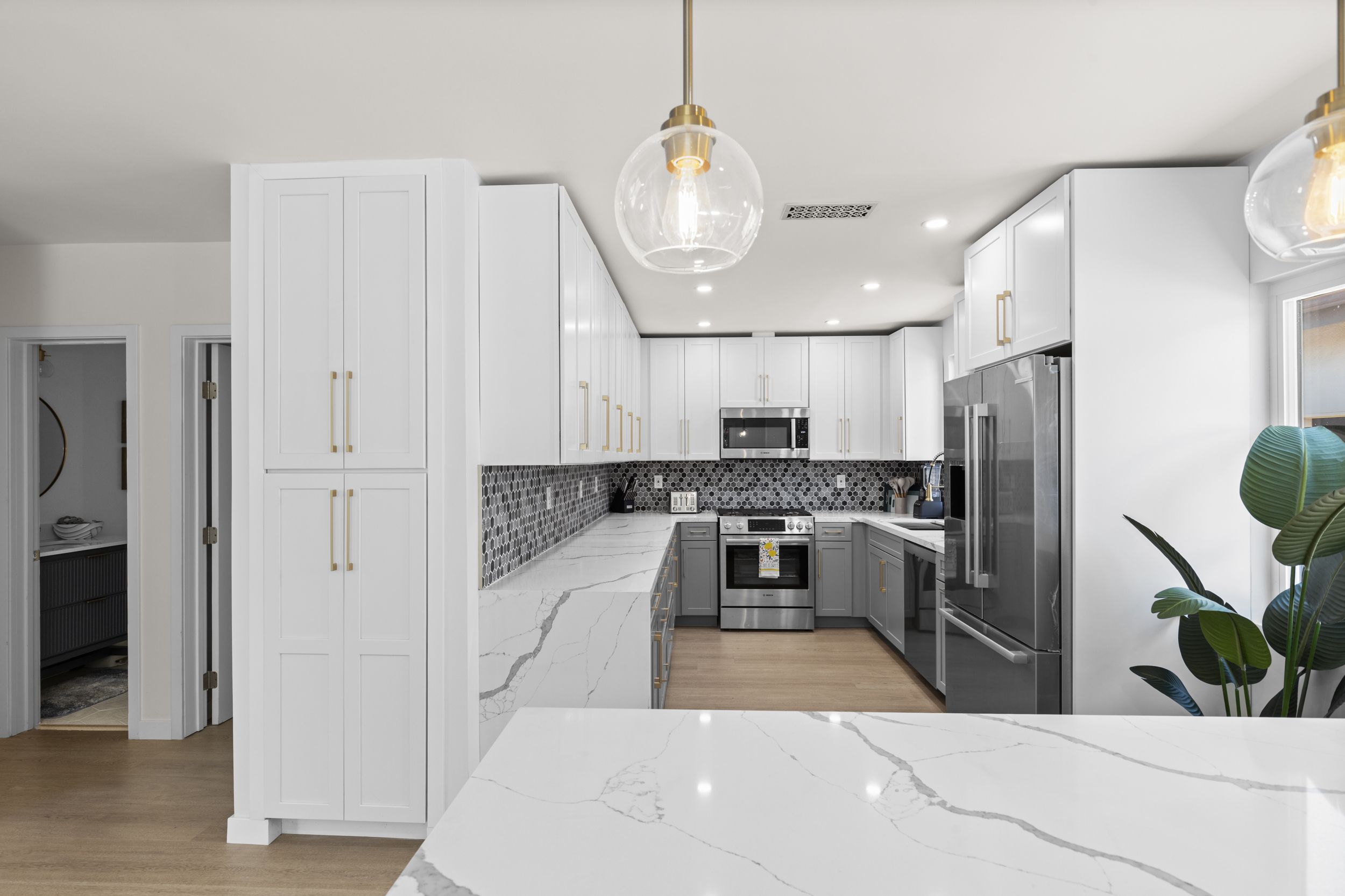 Whitaker Place | Northridge | Modern Designer Home photo 15