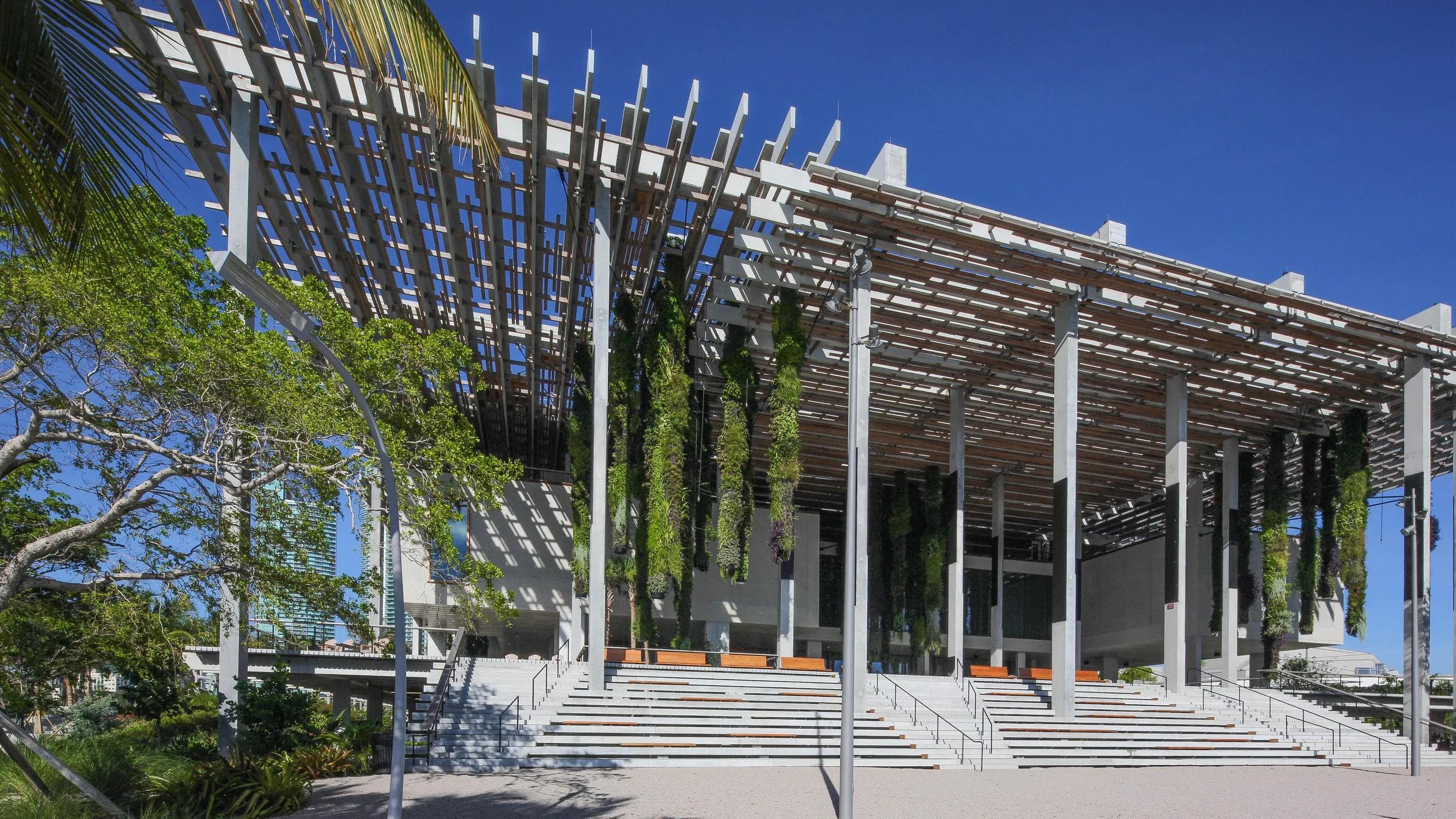 Pérez Art Museum Miami (PAMM) Sculpture Garden