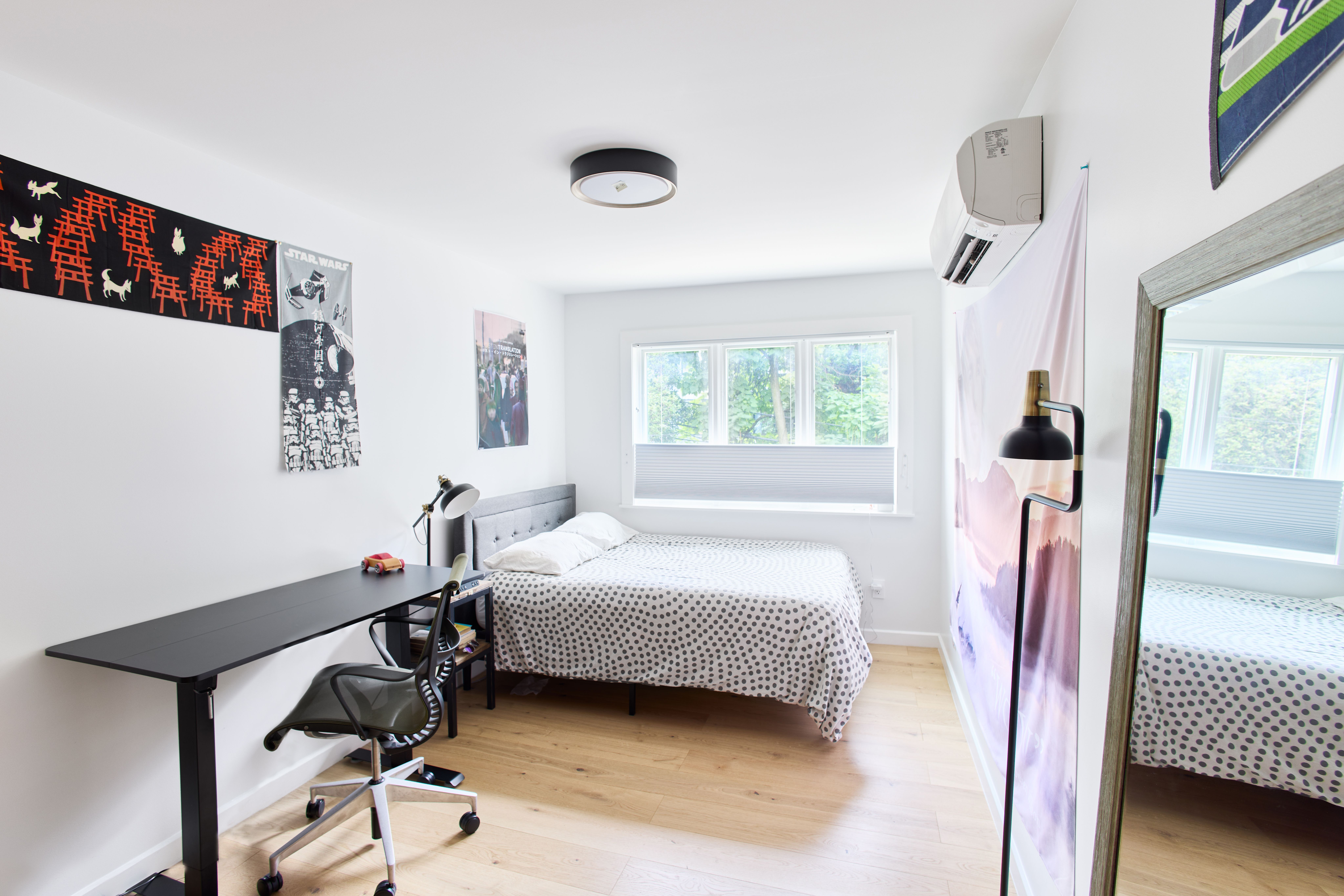 Hillcrest Place | Clinton Hill | Apartment with Private Backyard photo 8