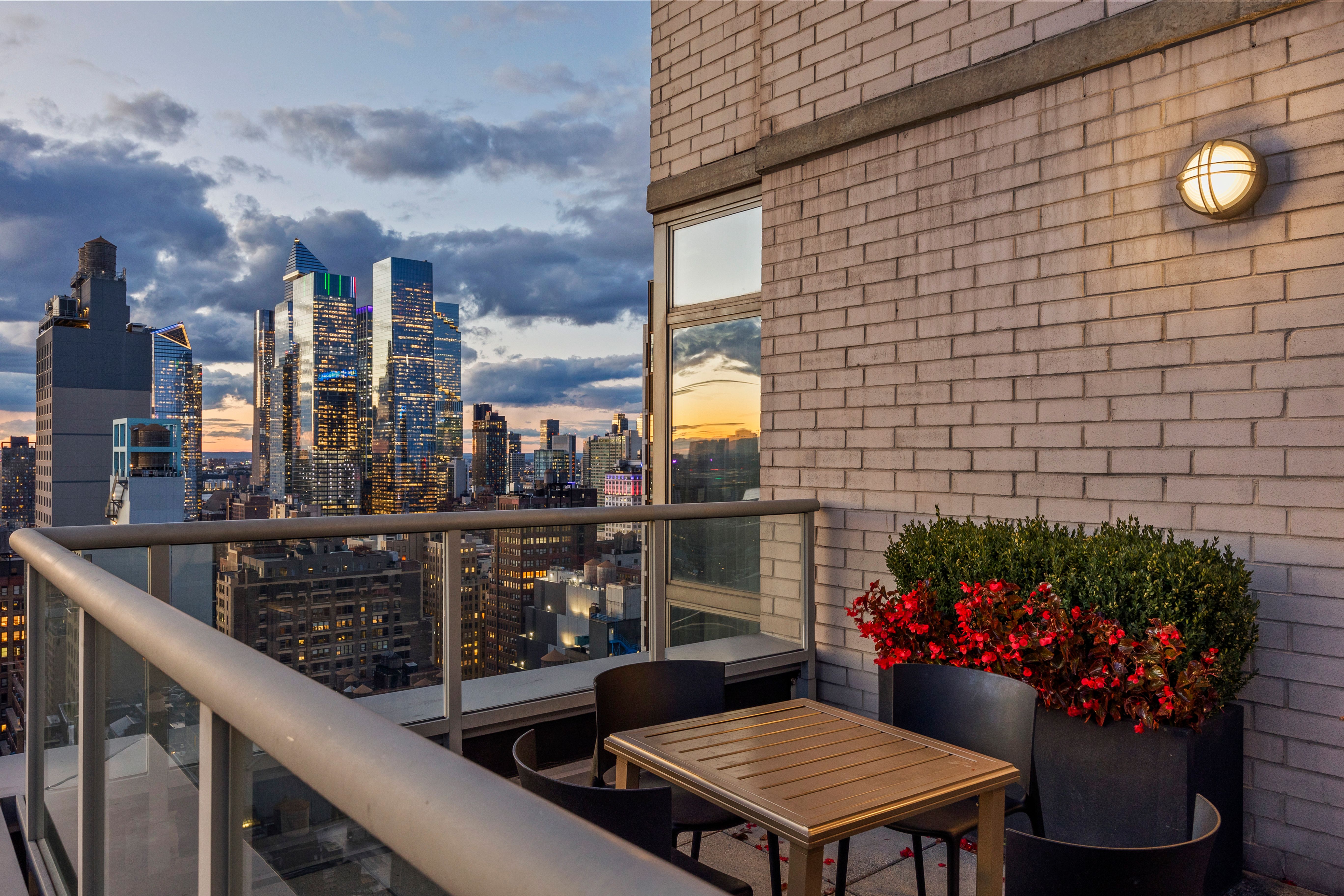 Flatiron Place | Chelsea | Condo w/ Panoramic Views photo 40