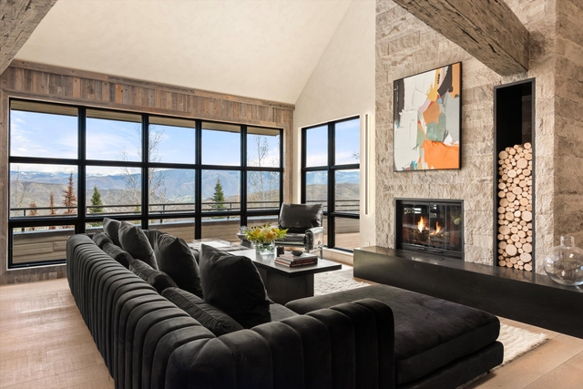 Image of Living space #1