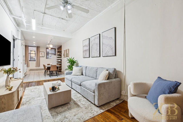Image of Living space #2
