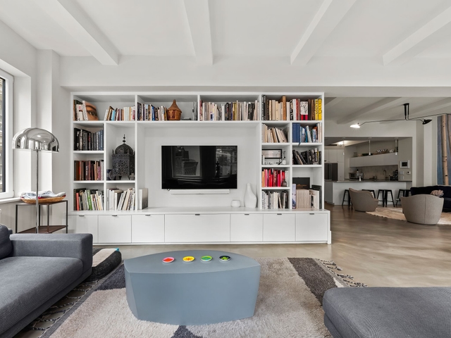 Image of Living space #5