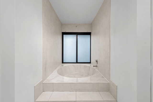 Image of Living space #7