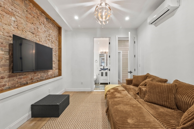 Image of Living space #4