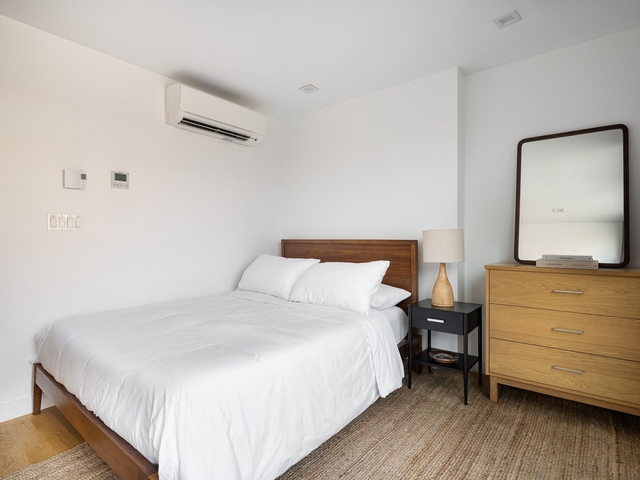 Image of Sleeping space #4