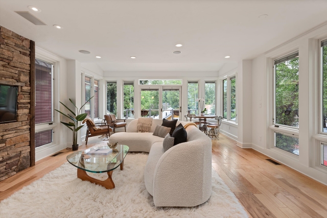 Image of Living space #1