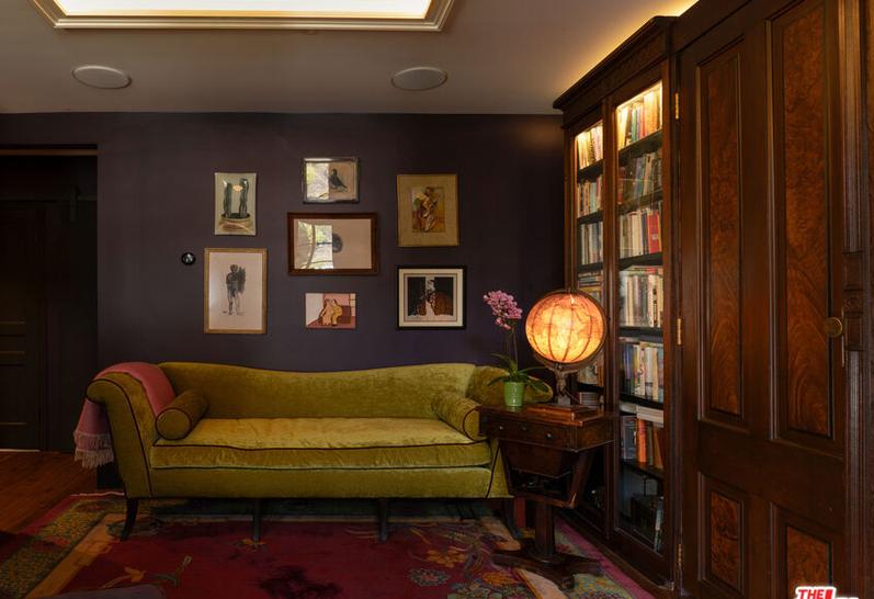 Image of Living space #3