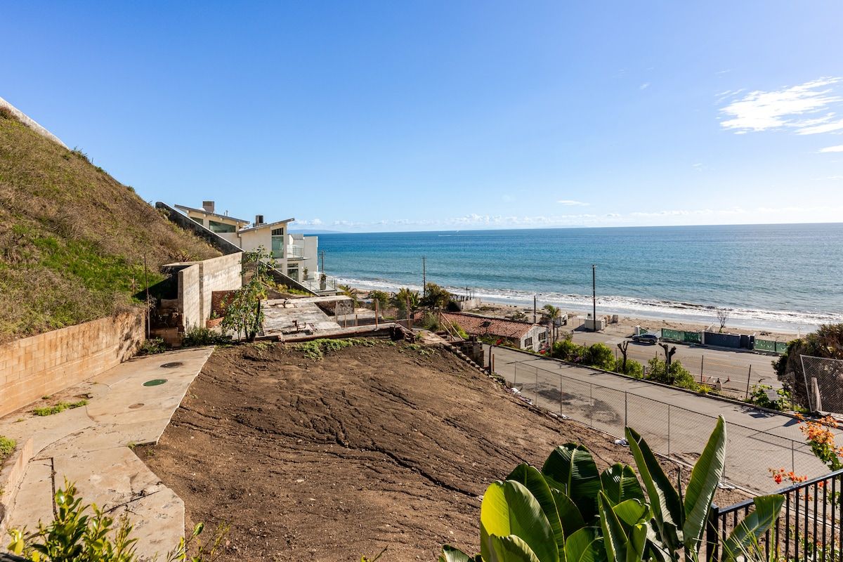 Casa Vista | Malibu | Oceanview with Balcony and Heated Spa photo 44