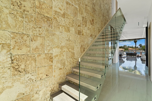 Image of Living space #3