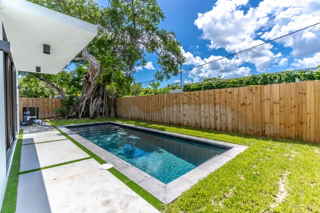 Image of Outdoors space #5