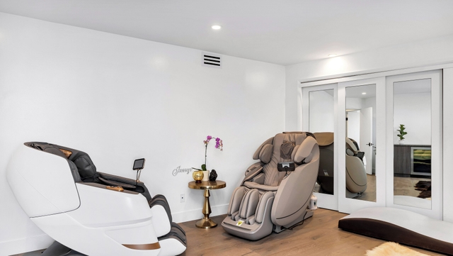 Image of Living space #5