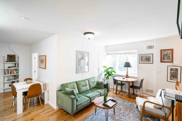 Image of Living space #3