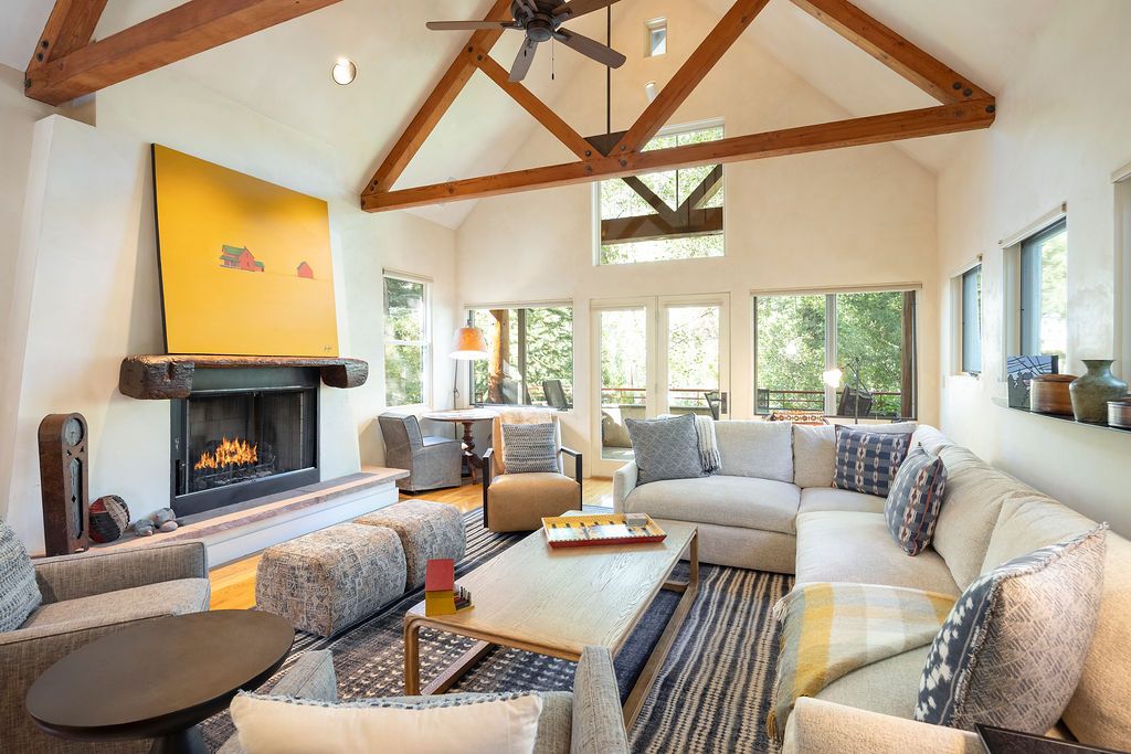 Image of Living space #1