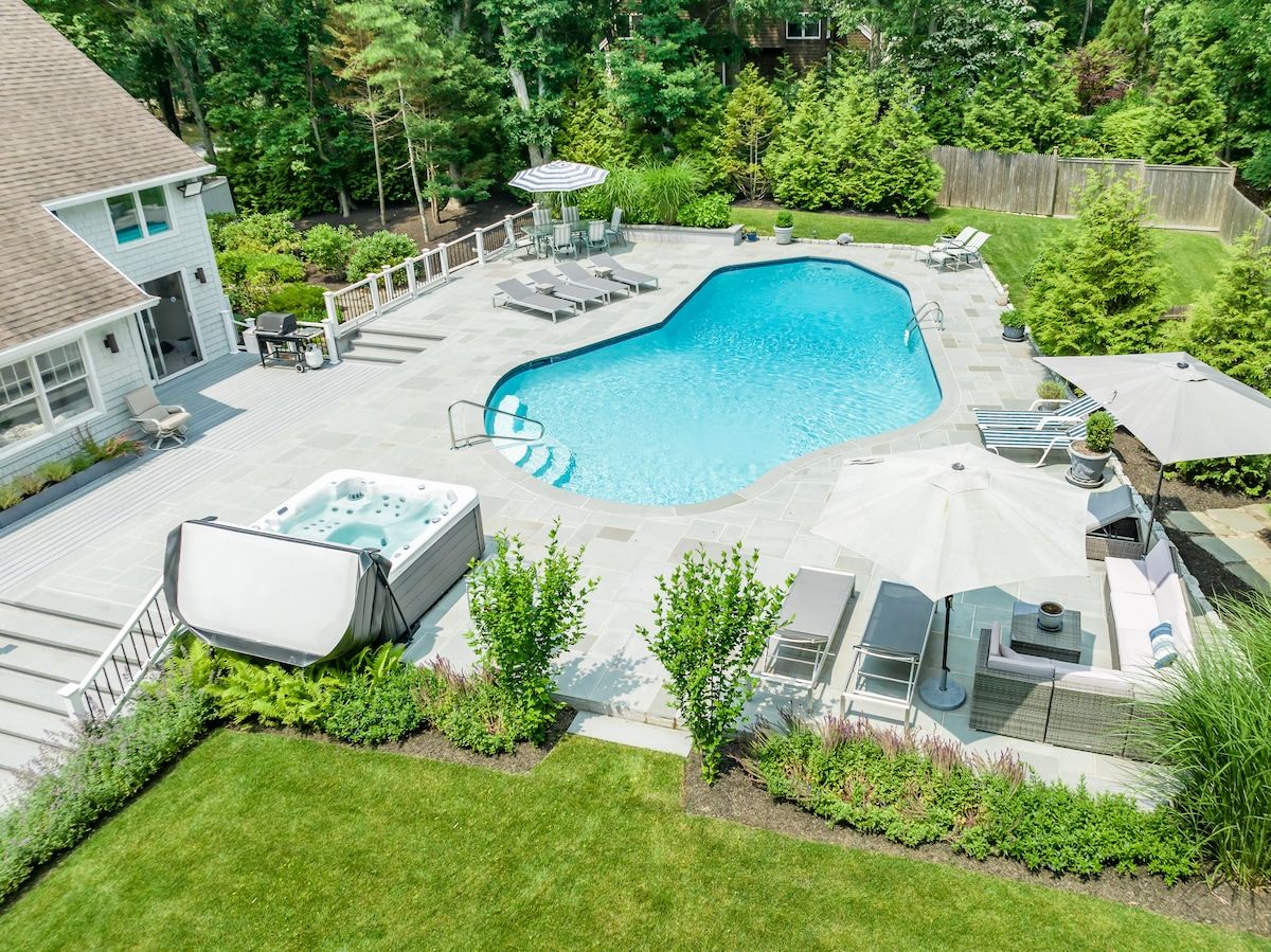 Scrimshaw Estate | Southampton | Home with Pool, Spa & Bay Access photo 3