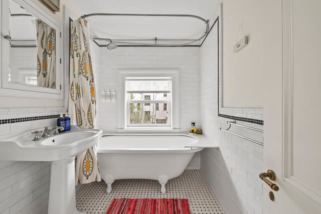 Image of Living space #10