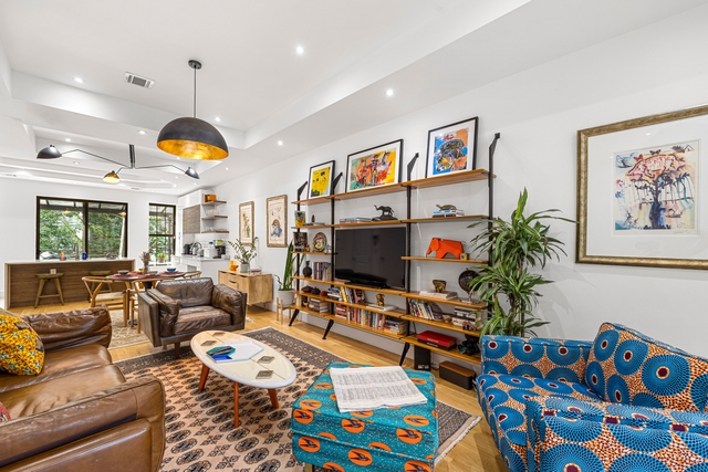 Image of Living space #1