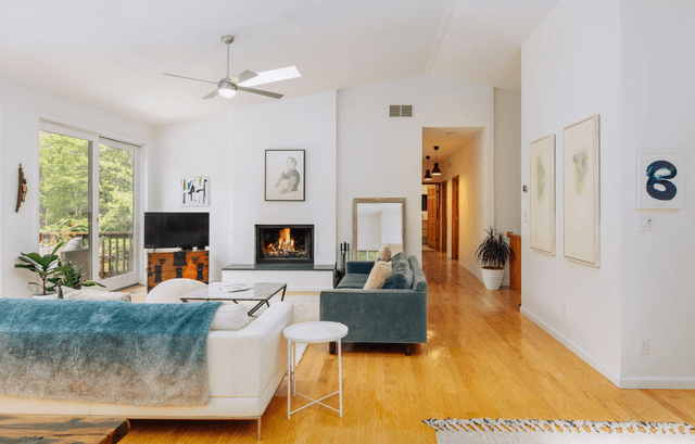 Image of Living space #3