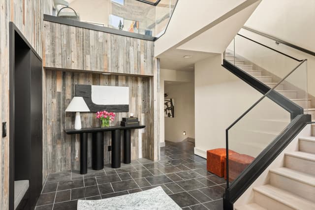 Image of Living space #8