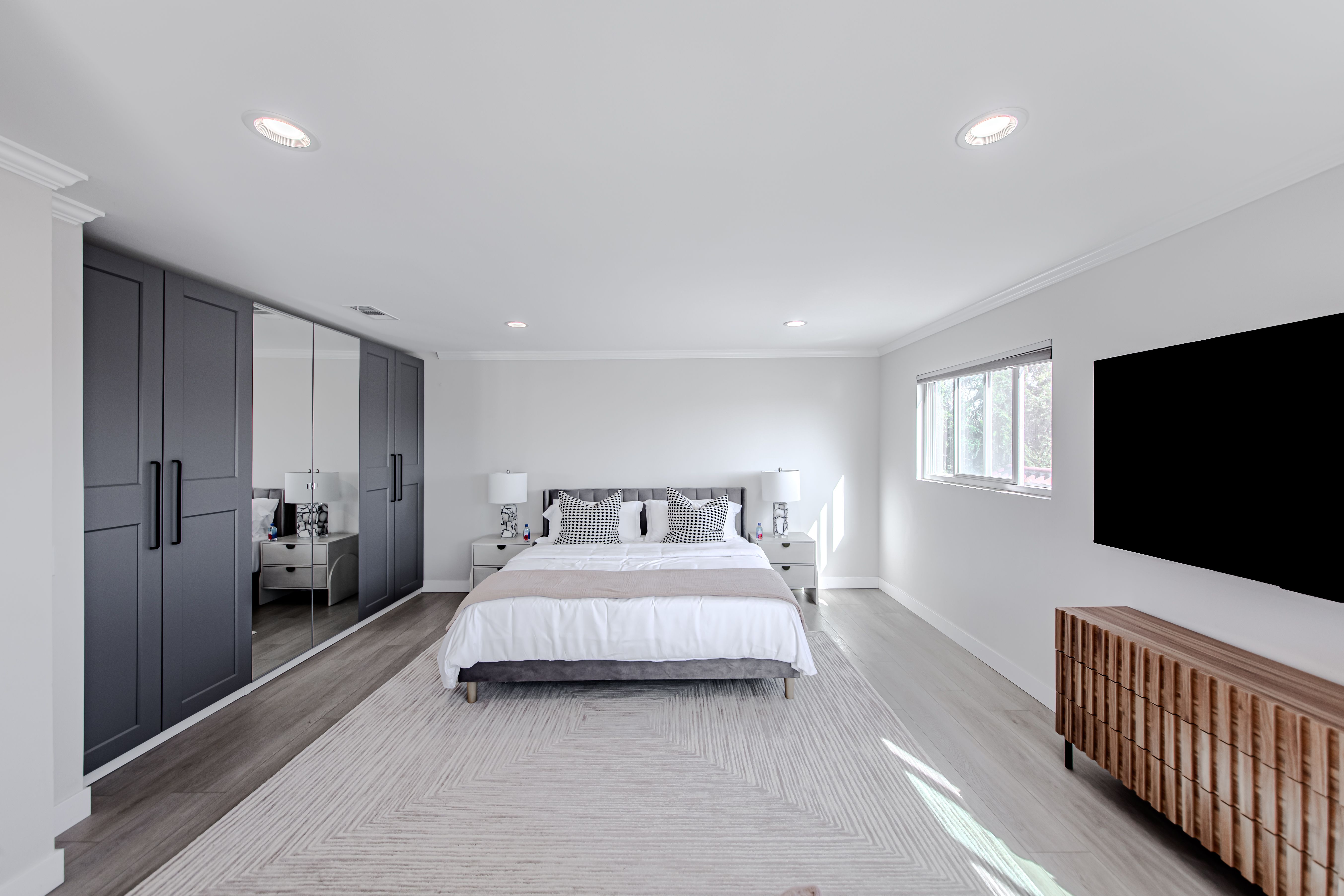 Casa Formosa | Fairfax | Hollywood Home w/ Pool & Modern Interior photo 14