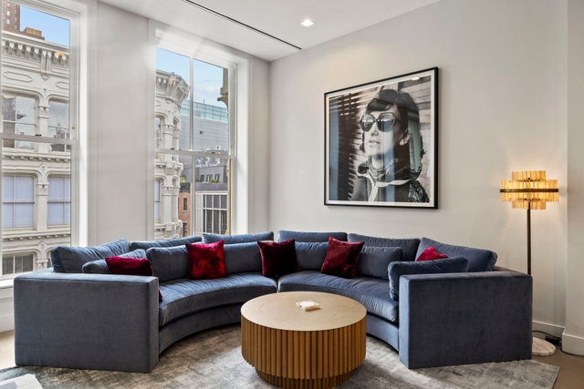 Image of Living space #4