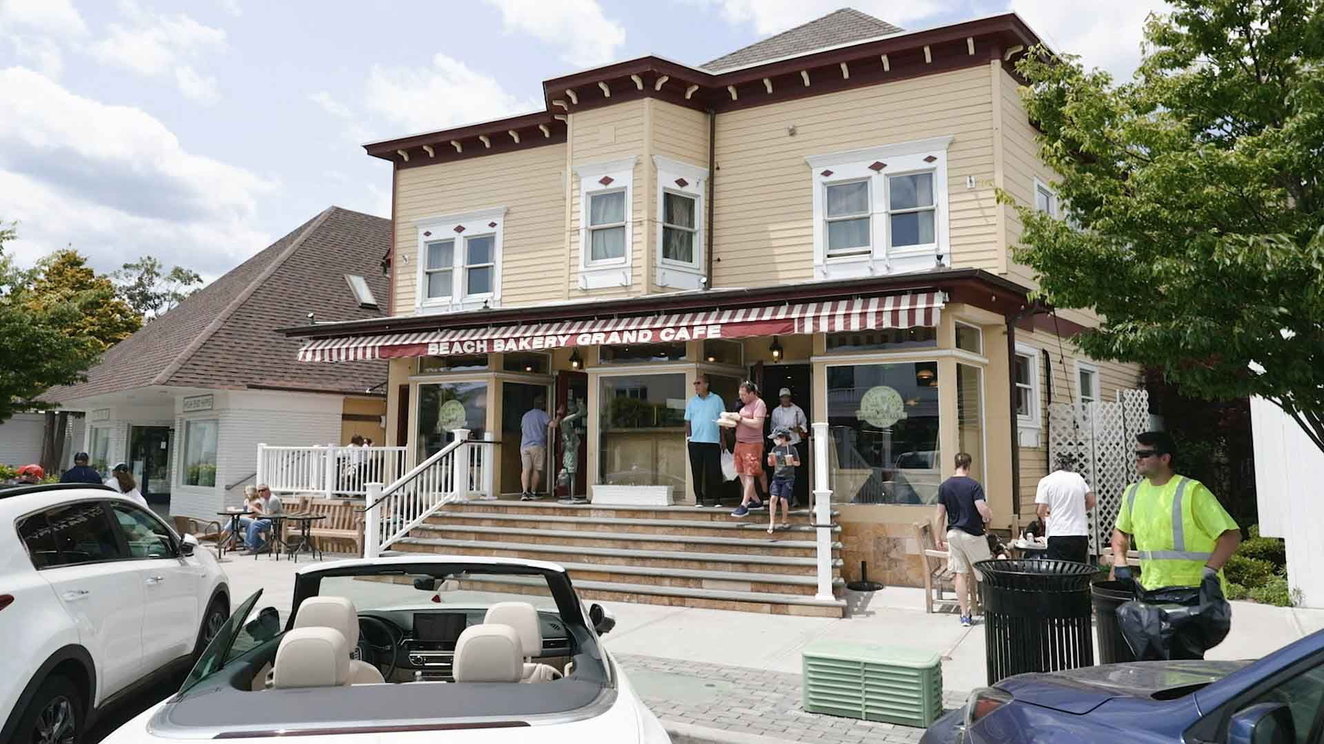 Beach Bakery & Cafe (Westhampton Beach)