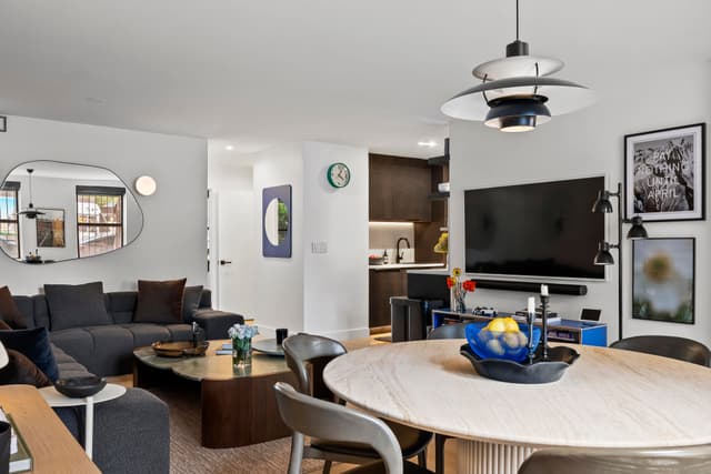 Image of Living space #2