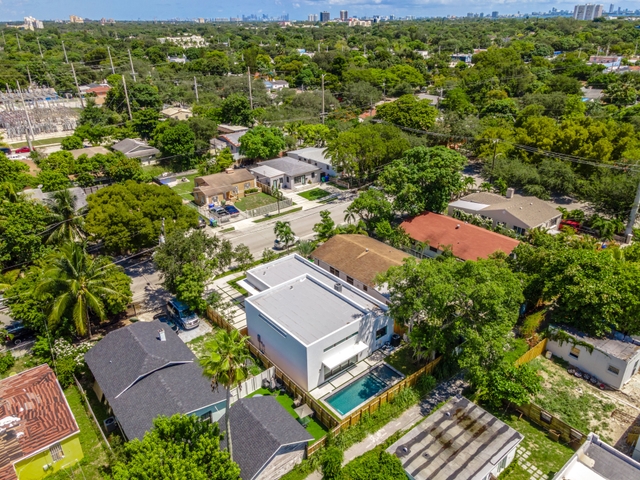 Image of Outdoors space #10