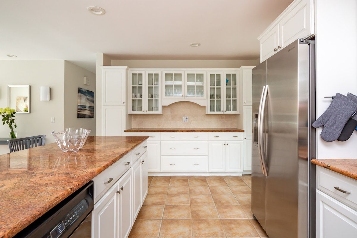 Scrimshaw Estate | Southampton | Home with Pool, Spa & Bay Access photo 13