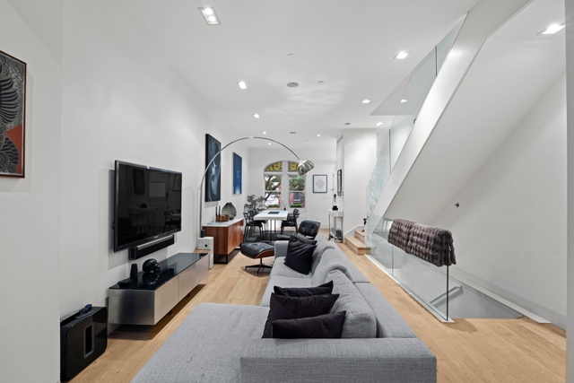 Image of Living space #4