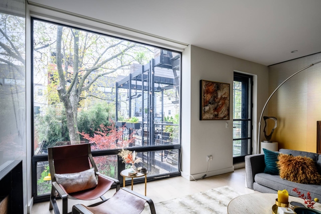 Image of Living space #3