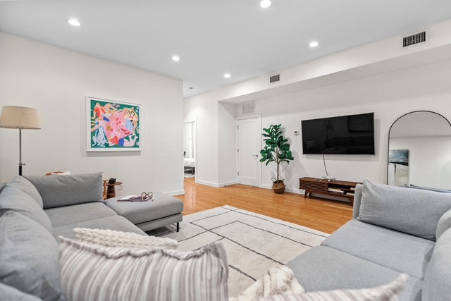 Image of Living space #2