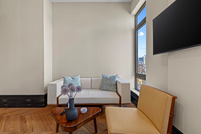 Image of Living space #2