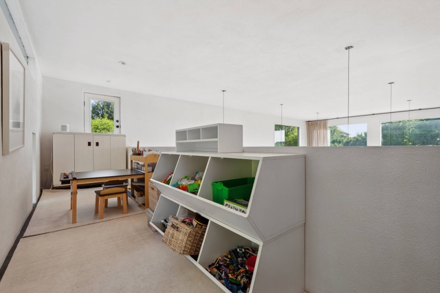 Image of Living space #10