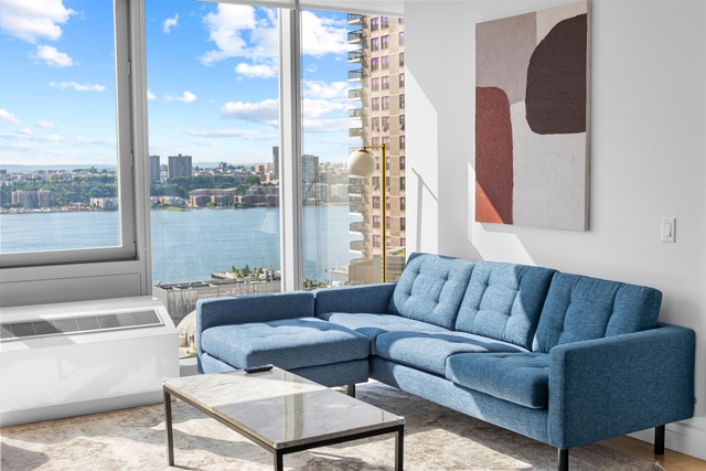 Image of Living space #4