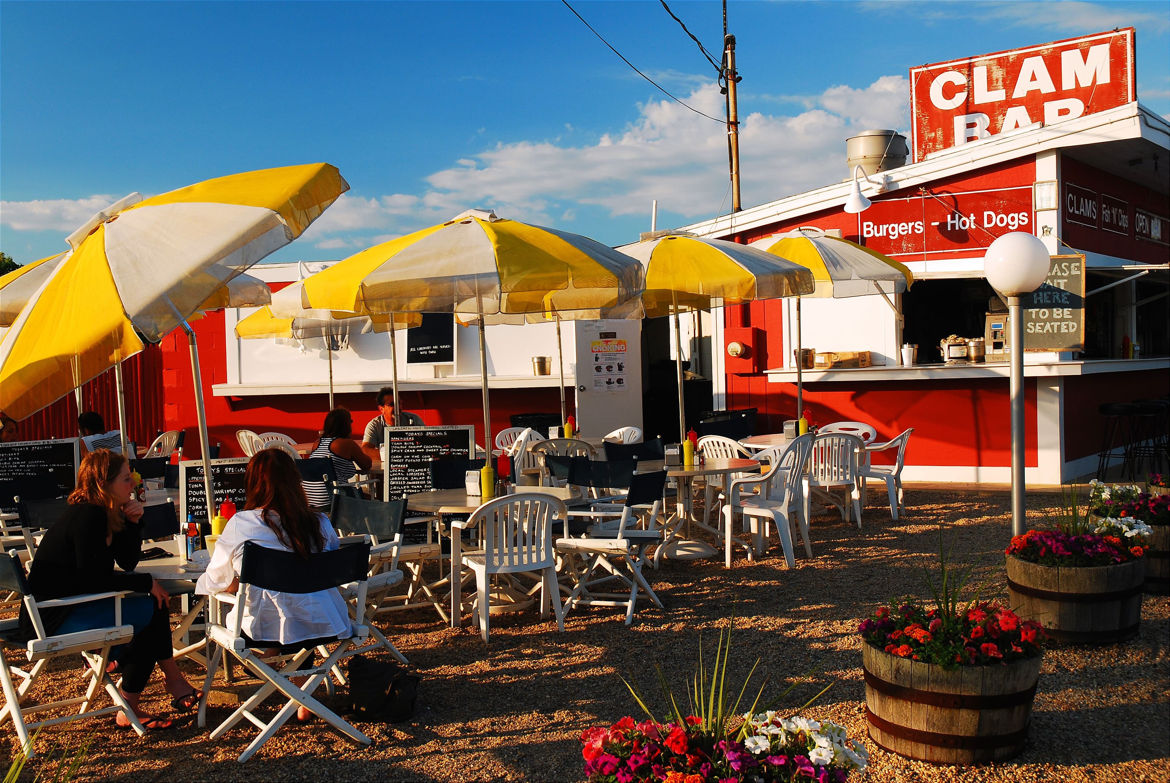 Naturally Good Foods & Cafe
