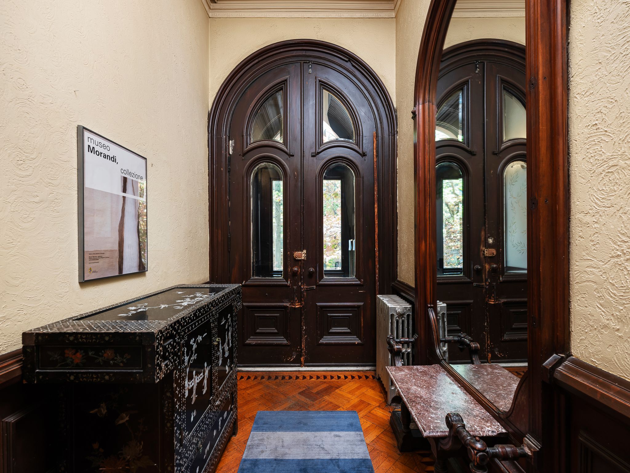 Grand Place | Clinton Hill | Brownstone Duplex w/ Private Garden photo 32