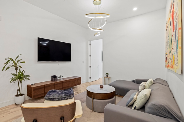 Image of Living space #1