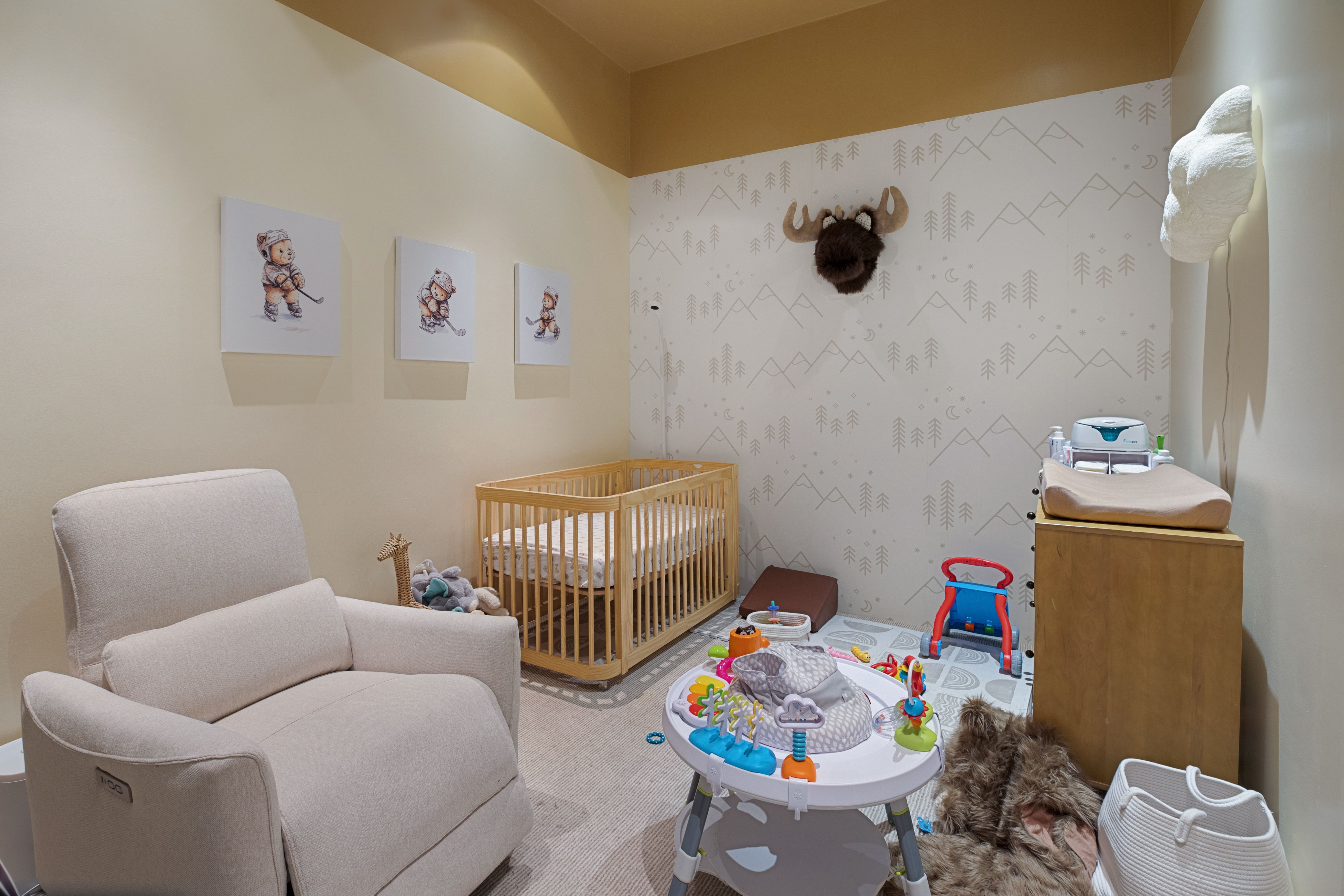 Timber Crest | Aspen | Designer Home with Sauna & Office photo 23