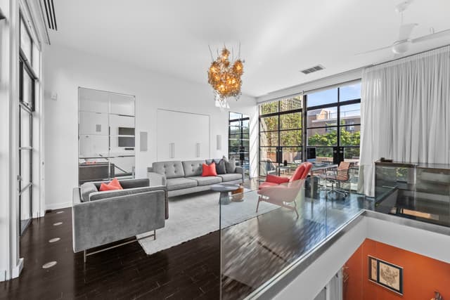 Image of Living space #10